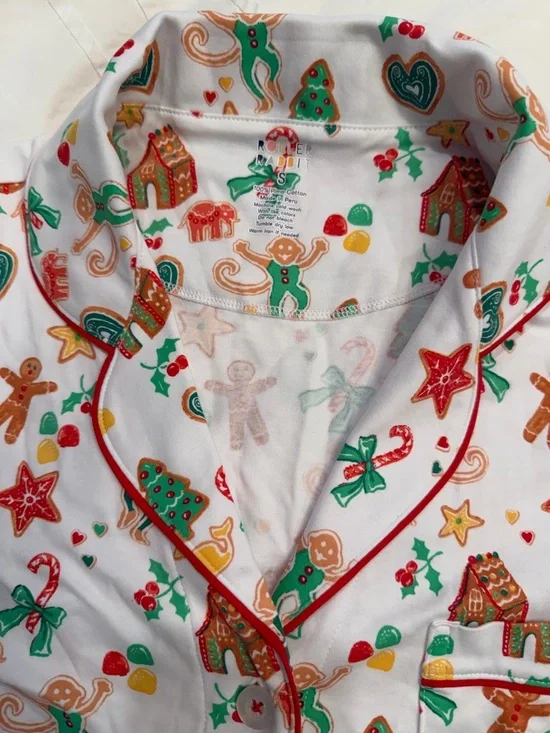 Roller Rabbit Pajama Set - Picture 6 of 8